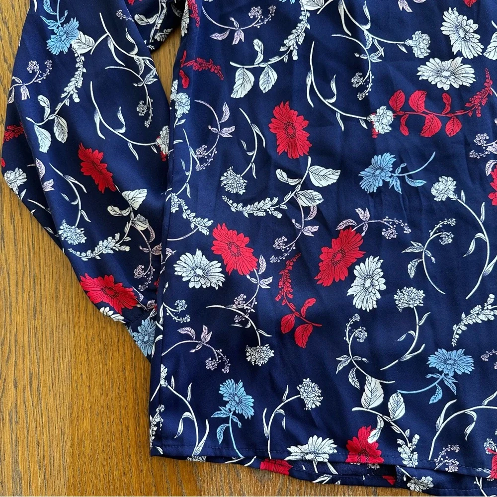 Nanette Lepore Chiffon Floral Print Pleated Top Career Blouse Women's Size M - Picture 13 of 16